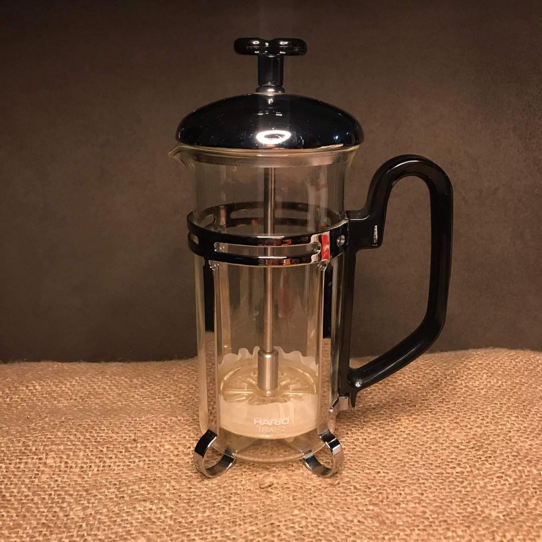 Hario French Press TH(A)2, Furniture & Home Living, Kitchenware