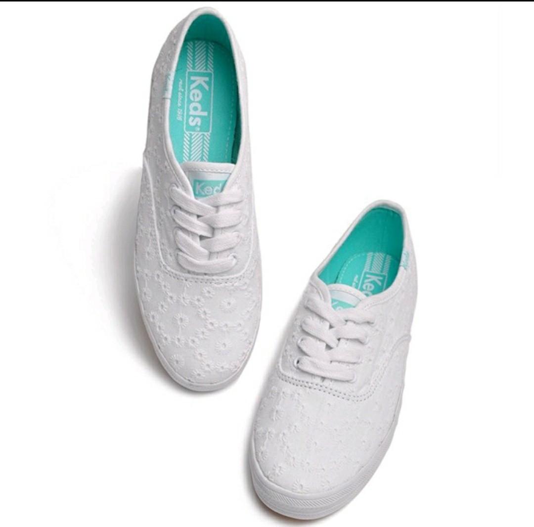 lace keds