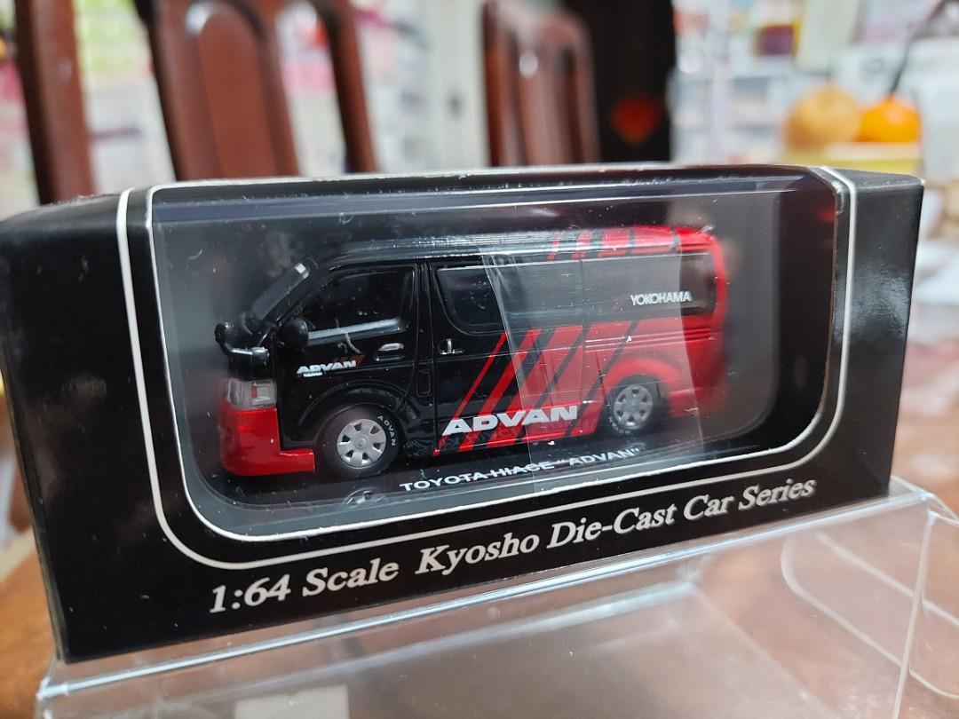 京商 1/64 TOYOTA HIACE ADVAN 1:64 Toyota Hiace Advan diecast same size with Tomica Hot