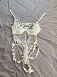 Lacy lingerie bra’s and things