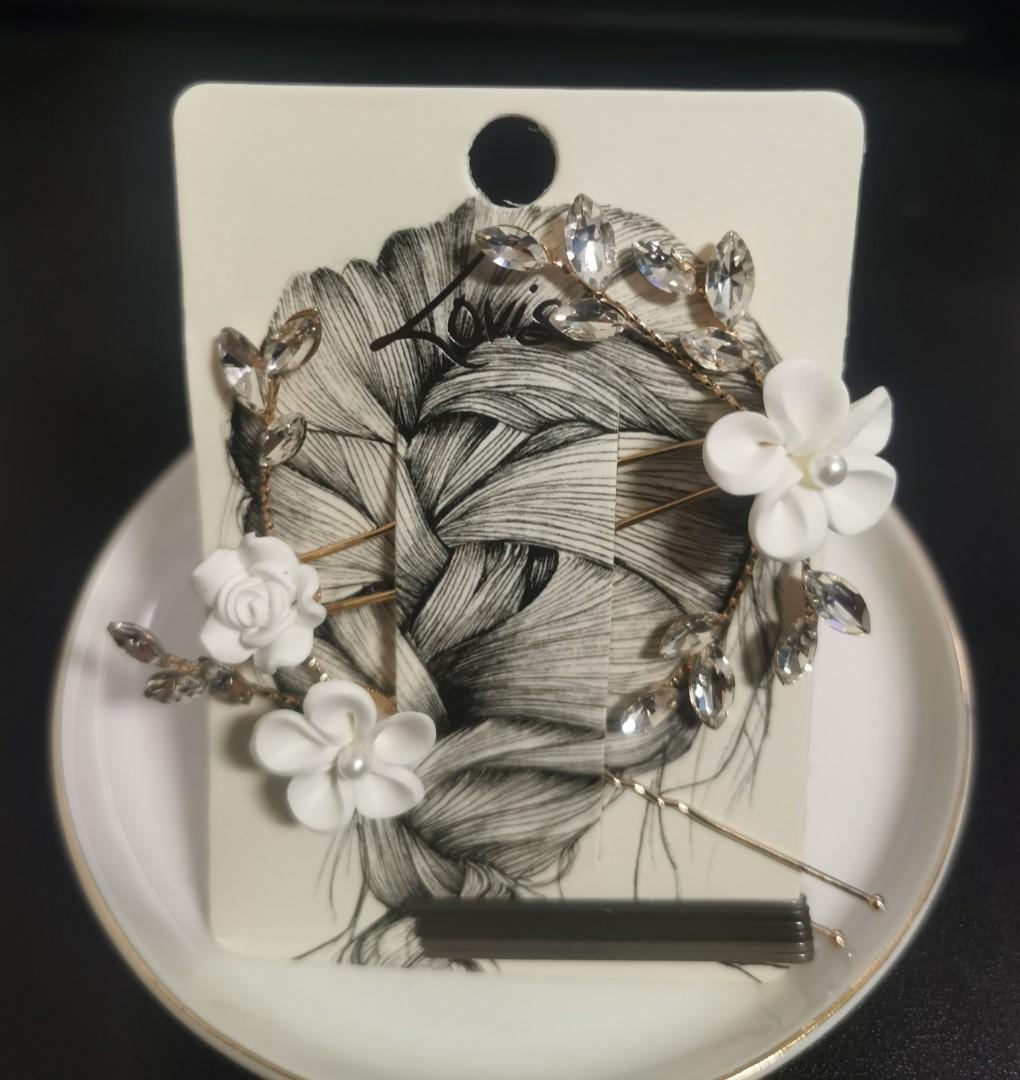 Lovisa Hair pin ( ROM Solemnization), Women's Fashion, Watches