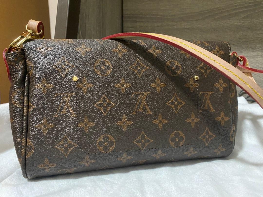 15922 - P2,800 Louis Vuitton Monogram Favorite 25cm Sling Bag, Women's  Fashion, Bags & Wallets, Purses & Pouches on Carousell