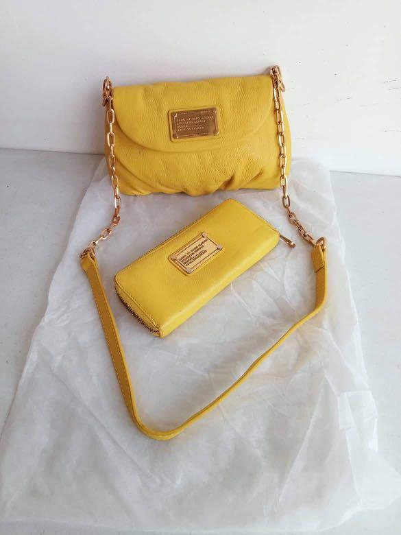 Marc Jacobs Sling Bag, Luxury, Bags & Wallets on Carousell