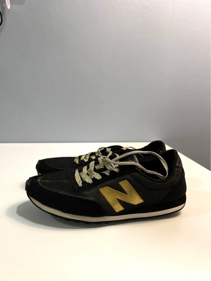 New balance schwarz gold clearance