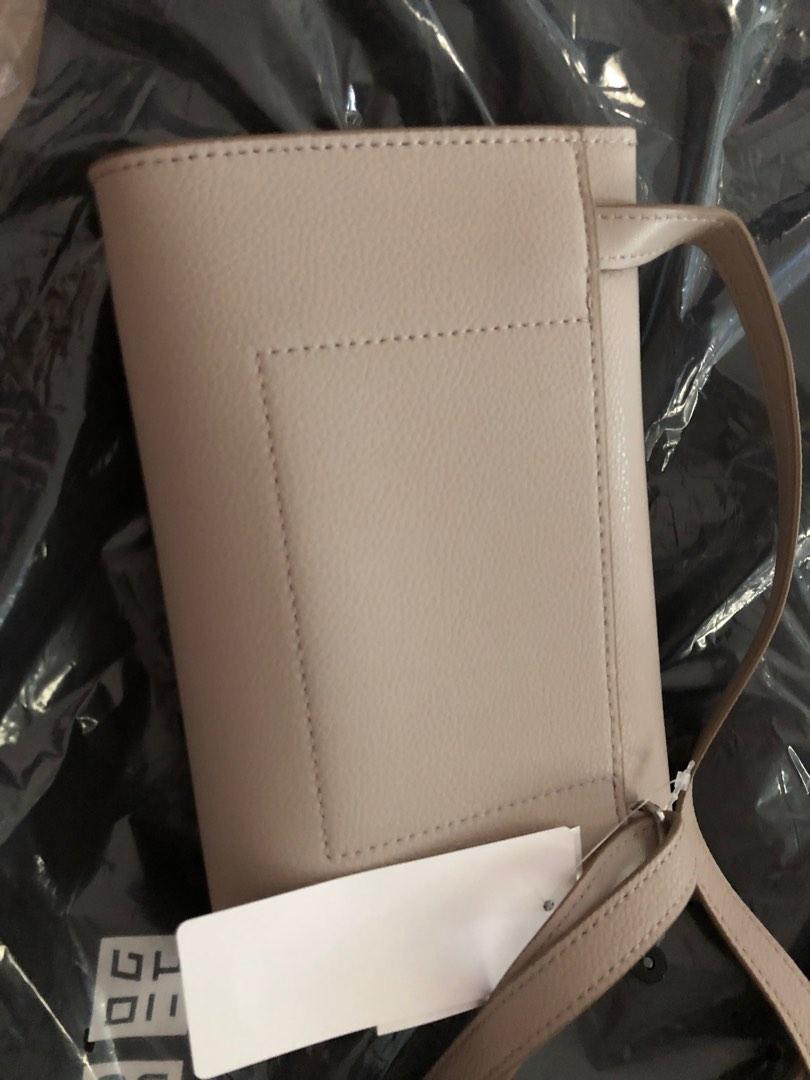 Uniqlo Crossbody Bag is Back in Faux Leather & Cord for AW23
