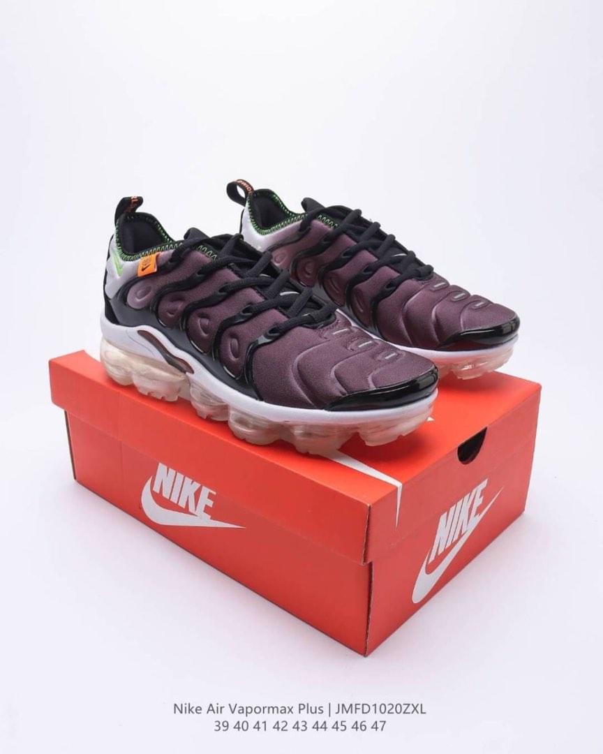 Nike Air Vapormax Plus Flyknit Men's jogging shoes, 運動休閒, 運動鞋在旋轉拍賣