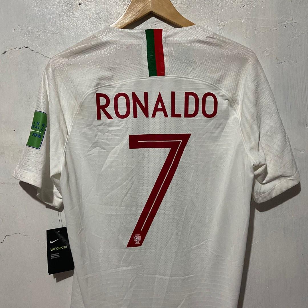 Nike Cristiano Ronaldo Football Jersey, Men's Fashion, Activewear on