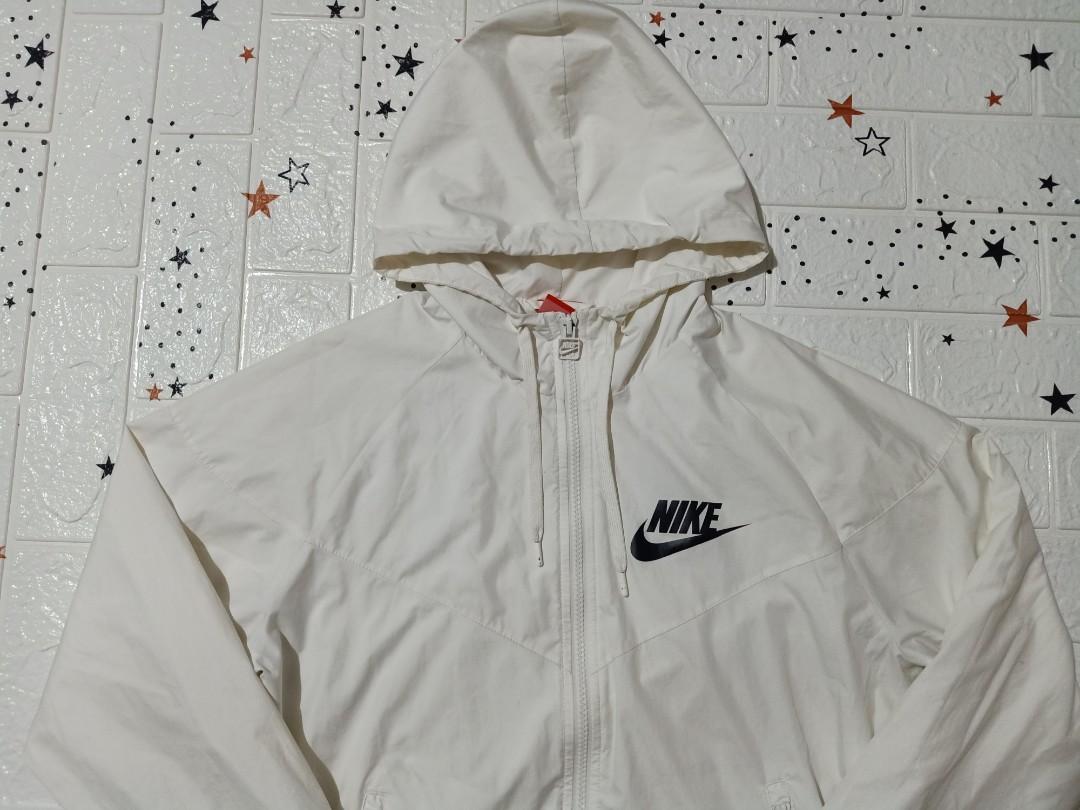 windrunner white