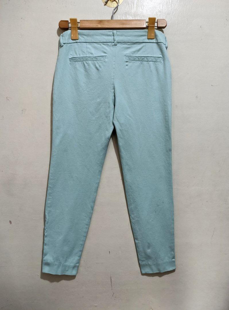 Old Navy Women s Mid Rise Ocean Line Pixie Pants Size 4 Women s