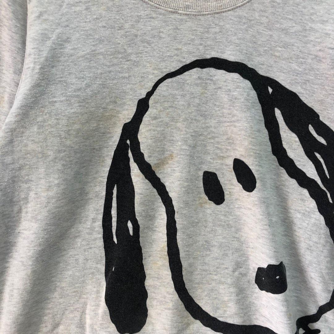 Peanuts sweatshirt, Men's Fashion, Activewear on Carousell