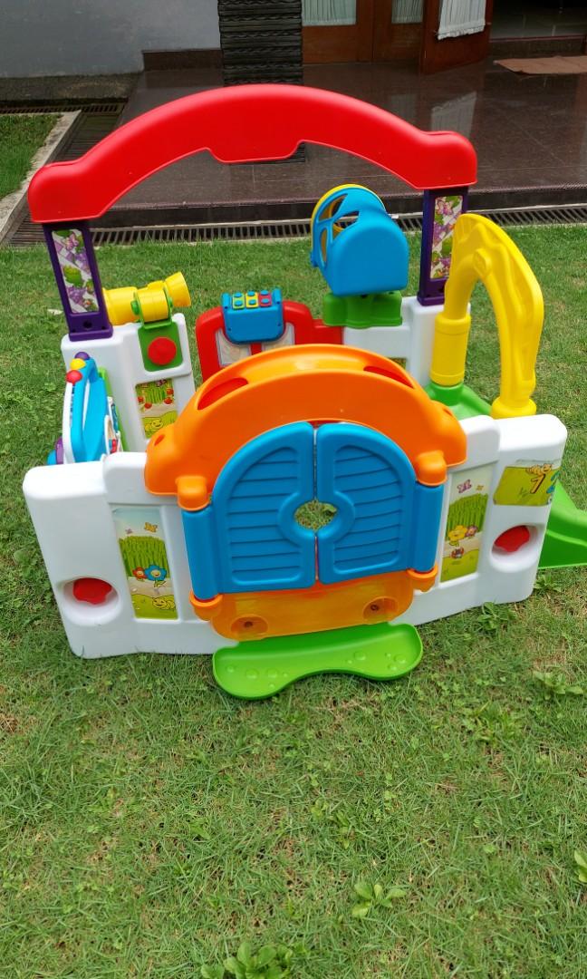 Playhouse garden little tikes, Bayi & Anak, Mainan & Baby Walker di