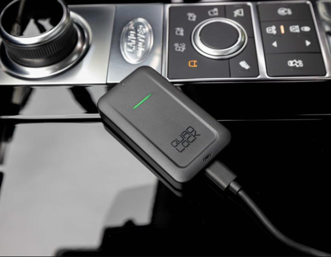 Quad Lock Wireless Carplay Adaptor, Mobile Phones & Gadgets, Mobile