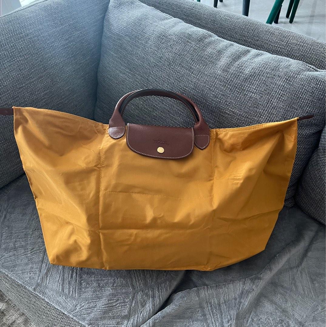 Mustard hotsell longchamp bag