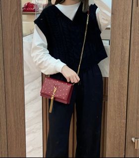 （分類：）位於 。 由 astranoir 提交（商品編號 1194111336，圖片 1）。簡介： 。