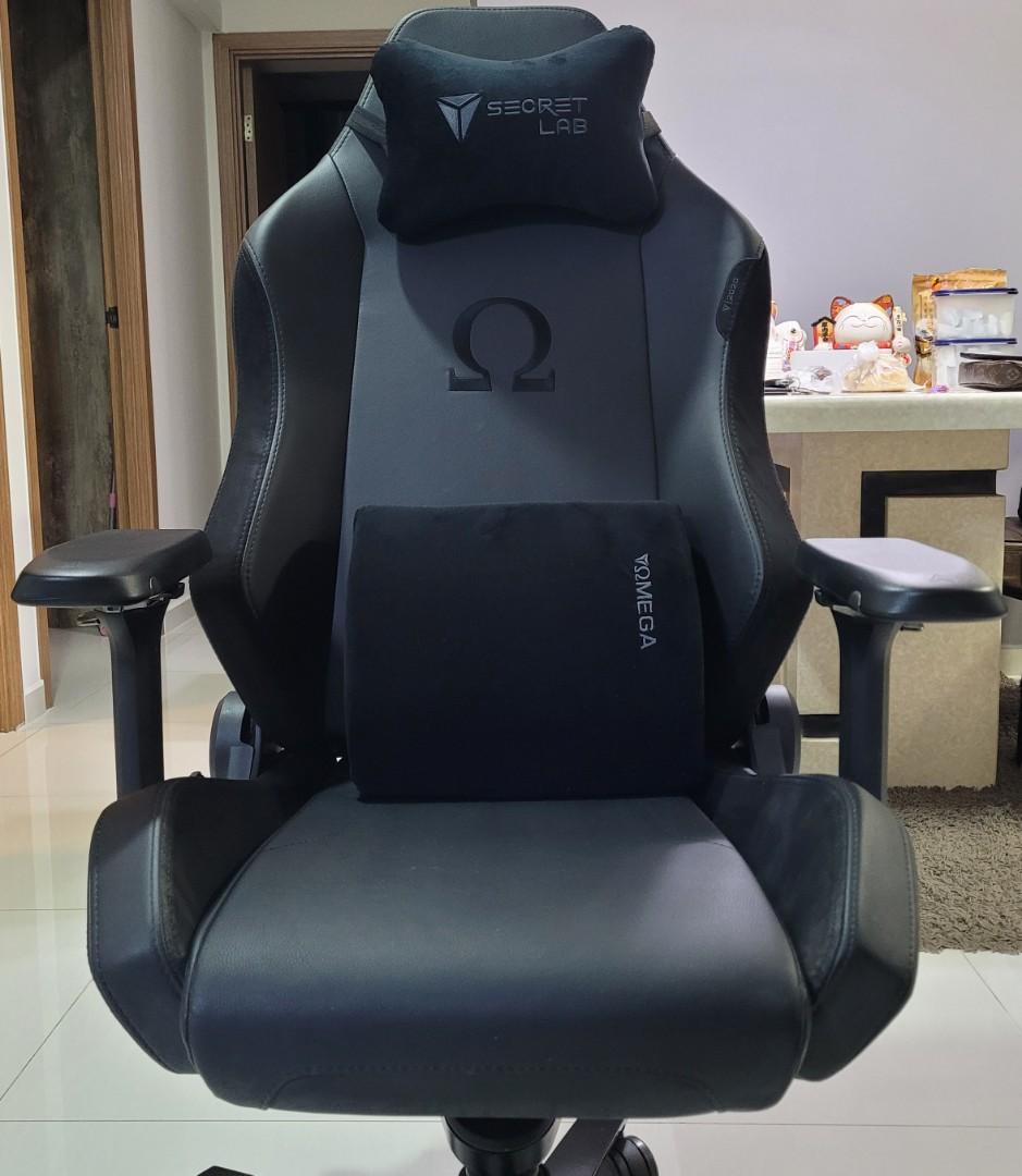 Secretlab hotsell omega size