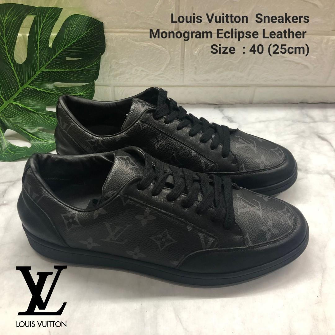 200 Pasang Sepatu Kets Mendiang Desainer Louis Vuitton Dilelang, Harganya  Mulai Rp28,7 Juta