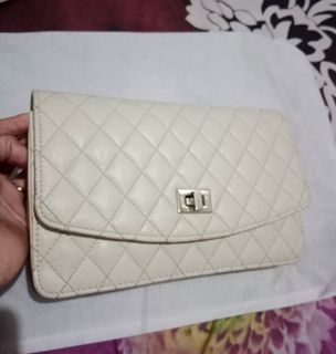 (Kategori: ) berada di . Dikirim oleh threebonea (ID iklan 1166839726, Gambar 1). Deskripsi: .