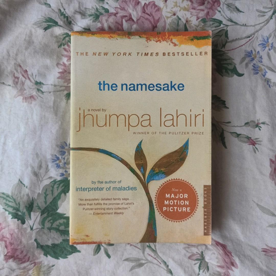 The Namesake by Jhumpa Lahiri (Category: Storybooks) located in Quezon City. Submitted by tinybookroom (Listing ID 1194138087, Image 1). Description: ALL POSTED PRICE ARE FINAL PAYMENT IS THRU GCASH ONLY SHIPPING IS VIA SHOPEE CHECKOUT Additional photos can be requested. For more books kindly check our Instagram page: @tinybookroom. Thank you 🌼💛.