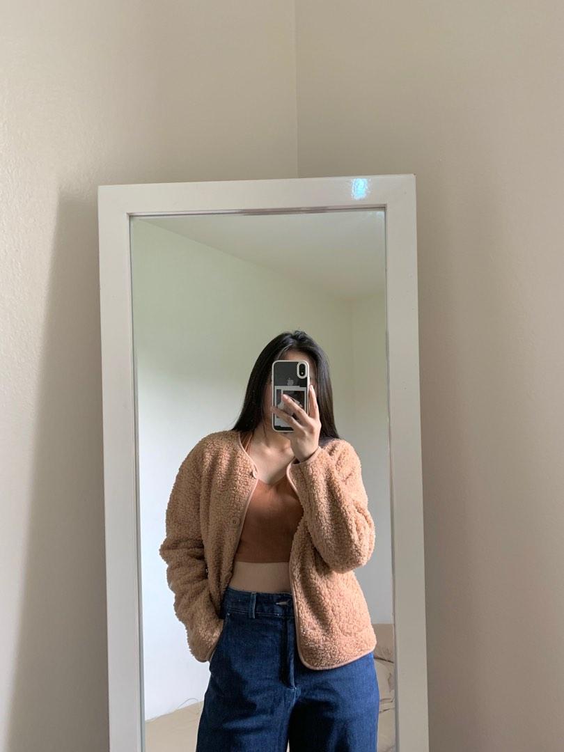 UNIQLO FLEECE JACKET, Women's Fashion, Tops, Others Tops on Carousell