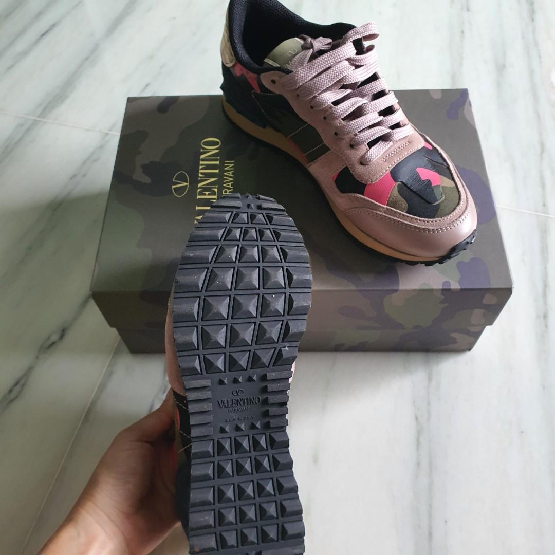 Baby shop valentino trainers