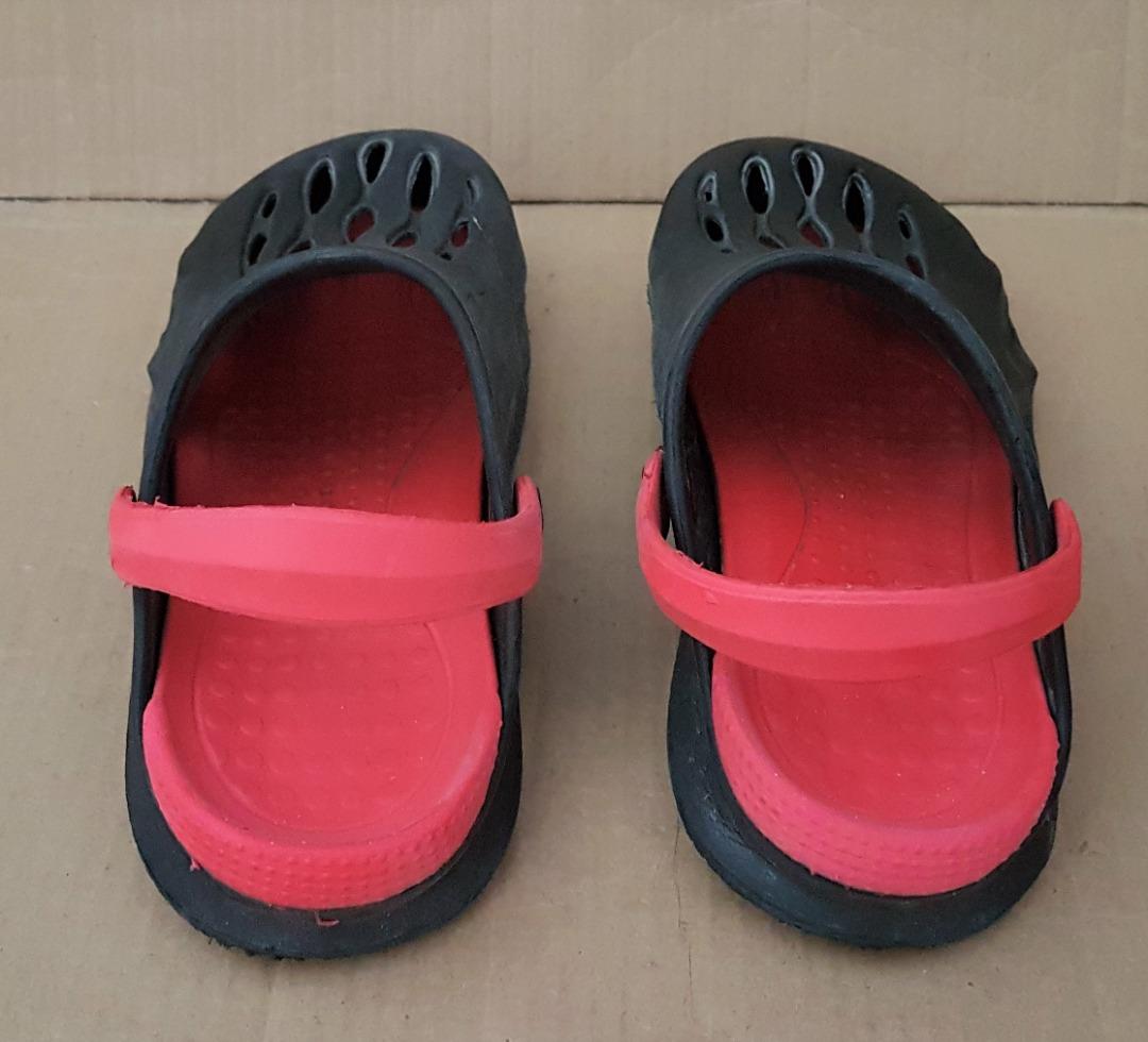 Red designer flip flops sales