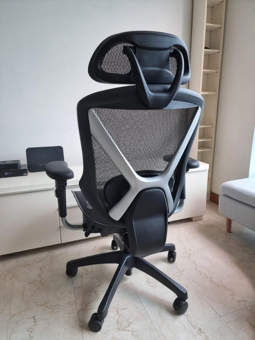 Vhive Mesh office chair Furniture Home Living Furniture