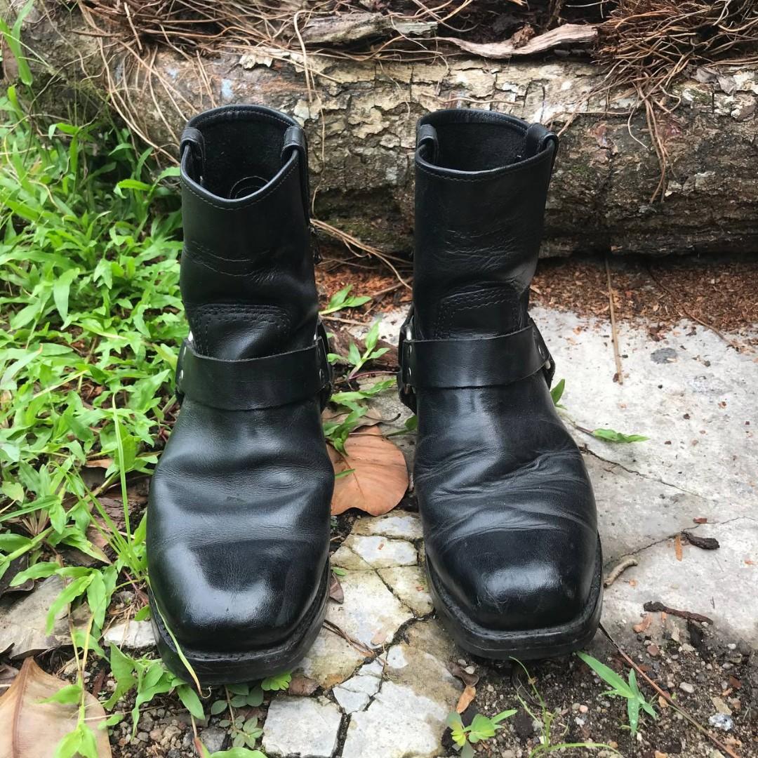 Mens vintage engineer boots discount
