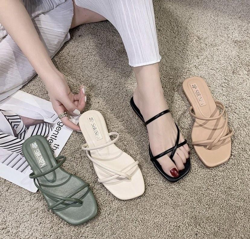 White cross discount strap sandals
