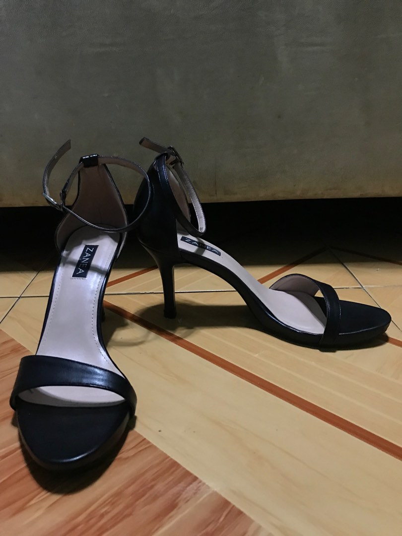 Zanea Black Heels, Women's Fashion, Footwear, Heels on Carousell