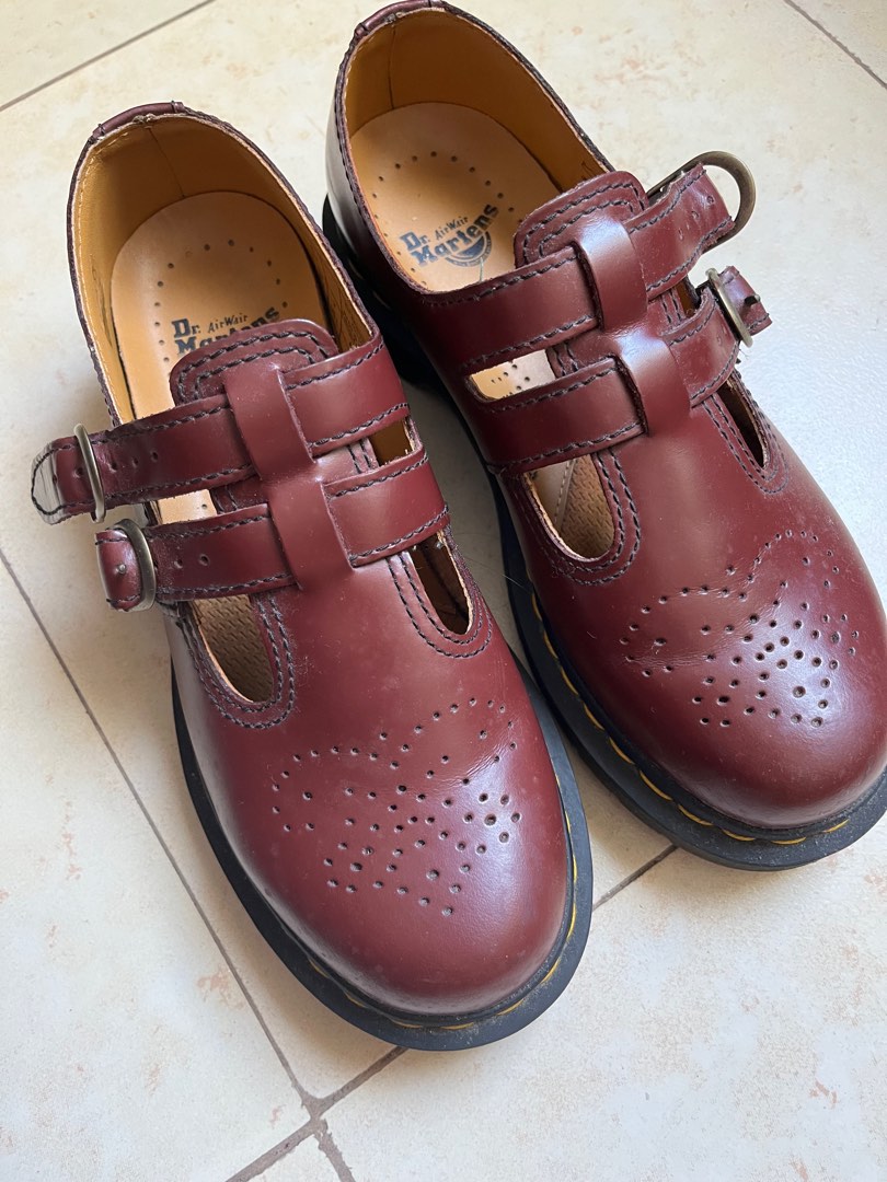 8065 smooth leather mary jane
