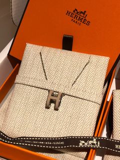 （分類：）位於 。 由 fittysilkytouchmore 提交（商品編號 1195976151，圖片 1）。簡介： 。
