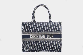 💯 Rent: Dior Book Tote Oblique Navy, Medium