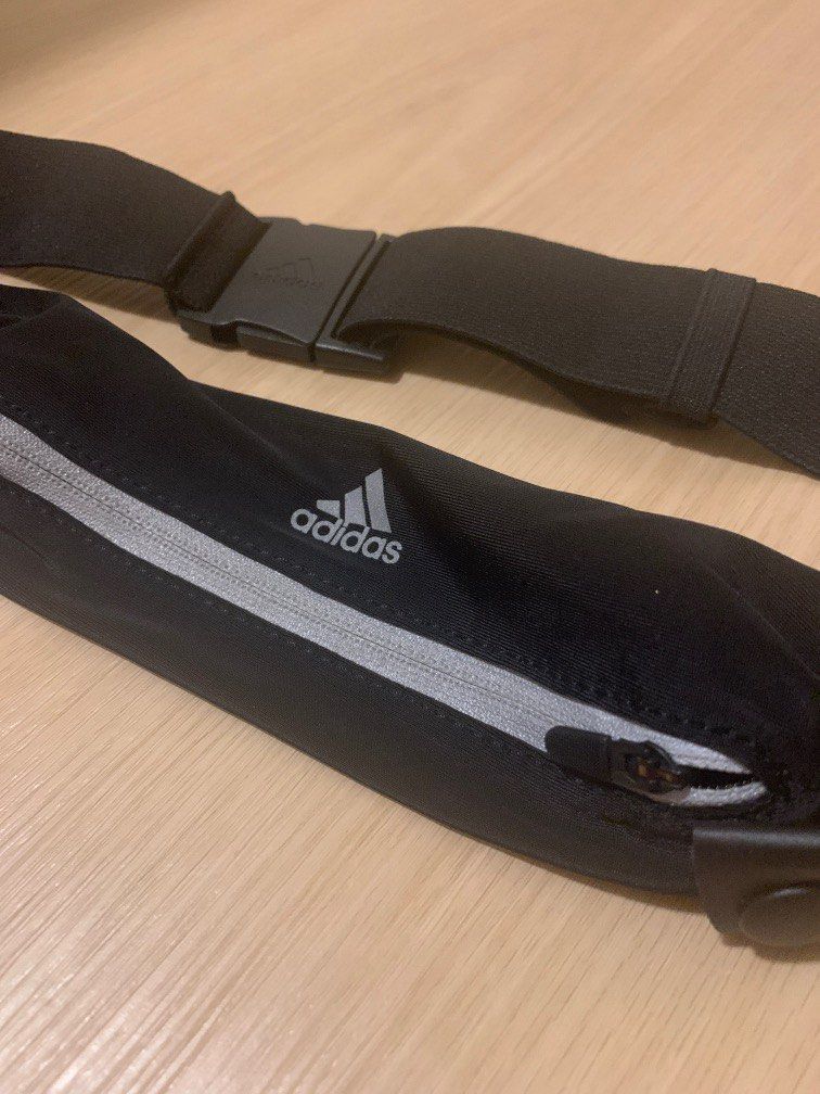 Adidas running belt, Women's Fashion, Activewear on Carousell