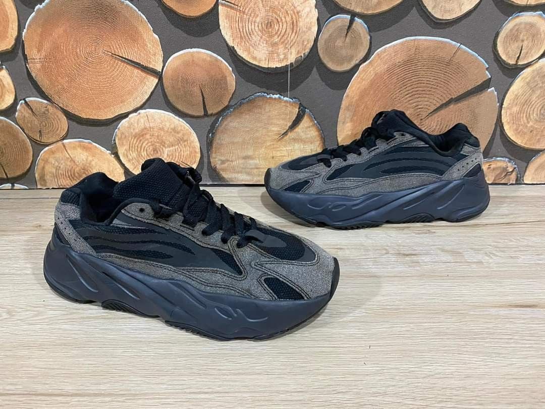 Yeezy discount vanta 35