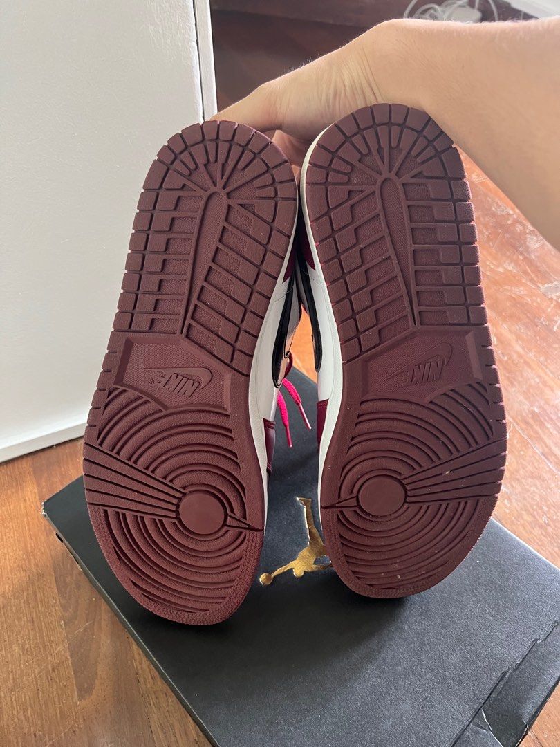 j1 noble red