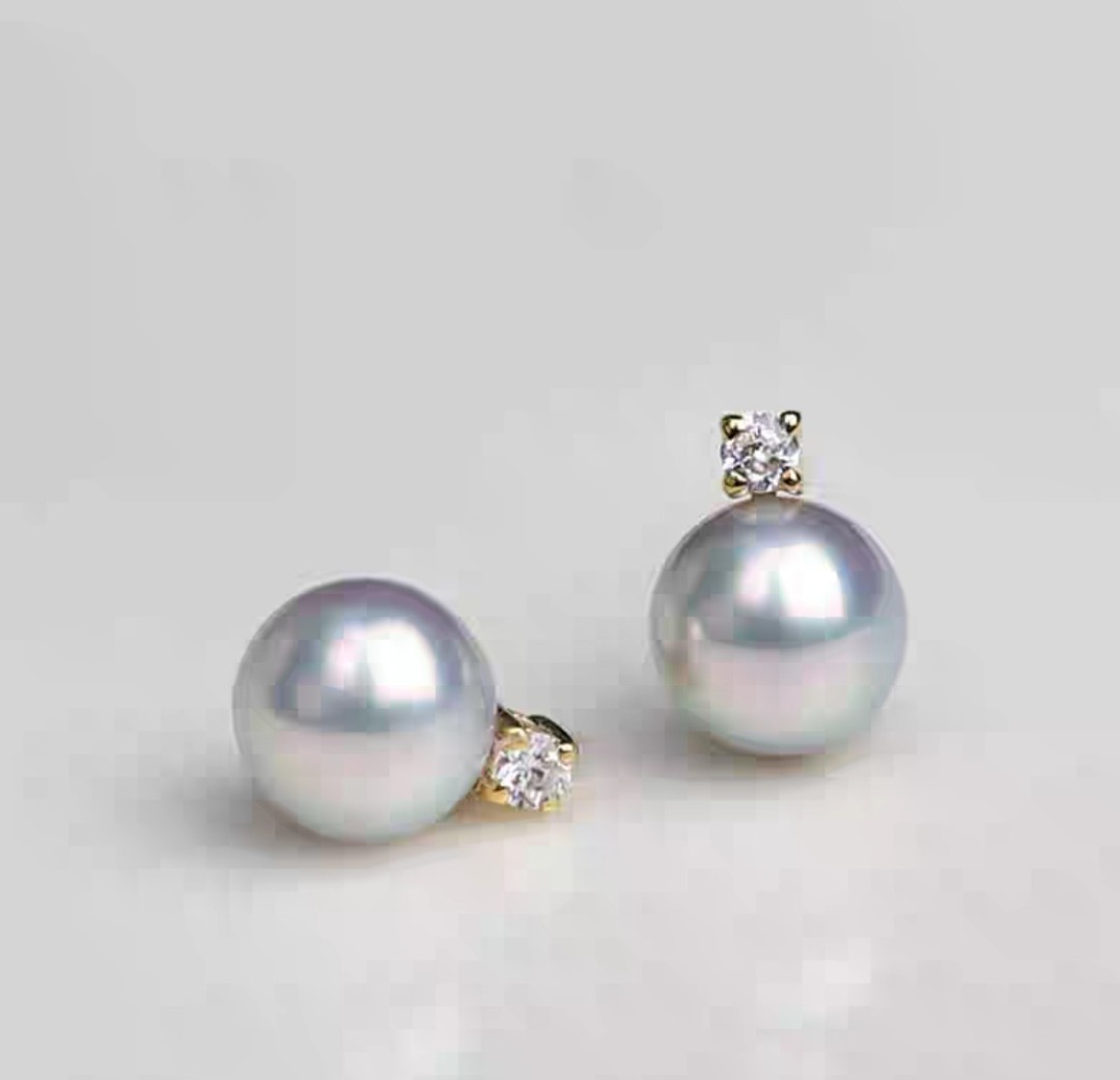 Akoya Madama pearl g18k gold with diamond stud earrings, Women's ...