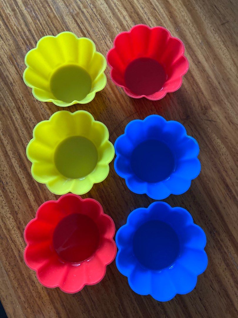 Baking Utensils (Category: Bakeware) located in Marikina City. Submitted by marvim (Listing ID 1195895512, Image 2). Description: Take all 21 pieces (as seen in photos) Check my other listings if you want to get more (discount can be applied) .