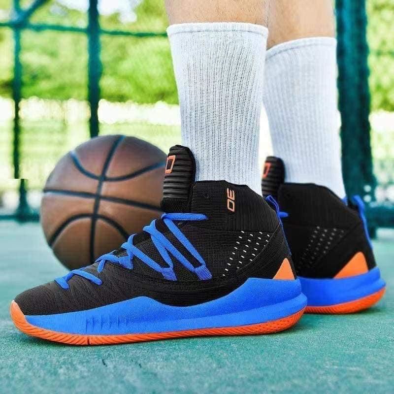 Basketball shoes, Men's Fashion, Footwear, Sneakers on Carousell