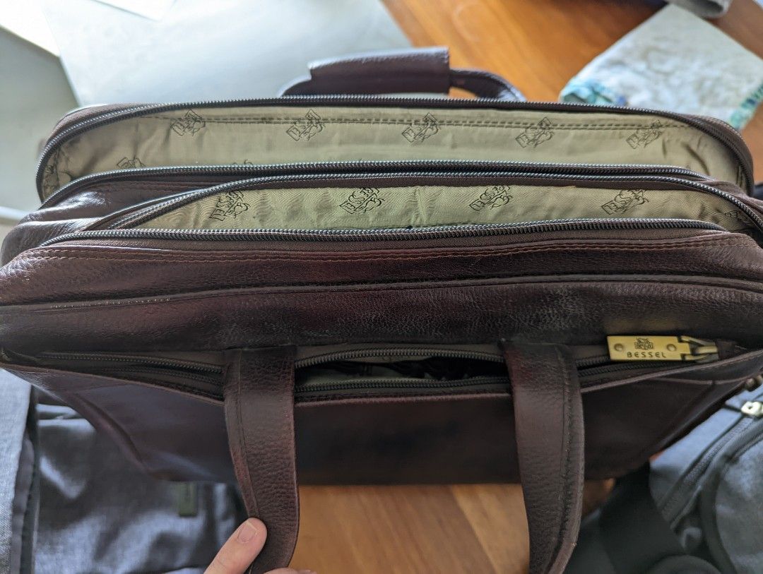 Bessel sales laptop bags