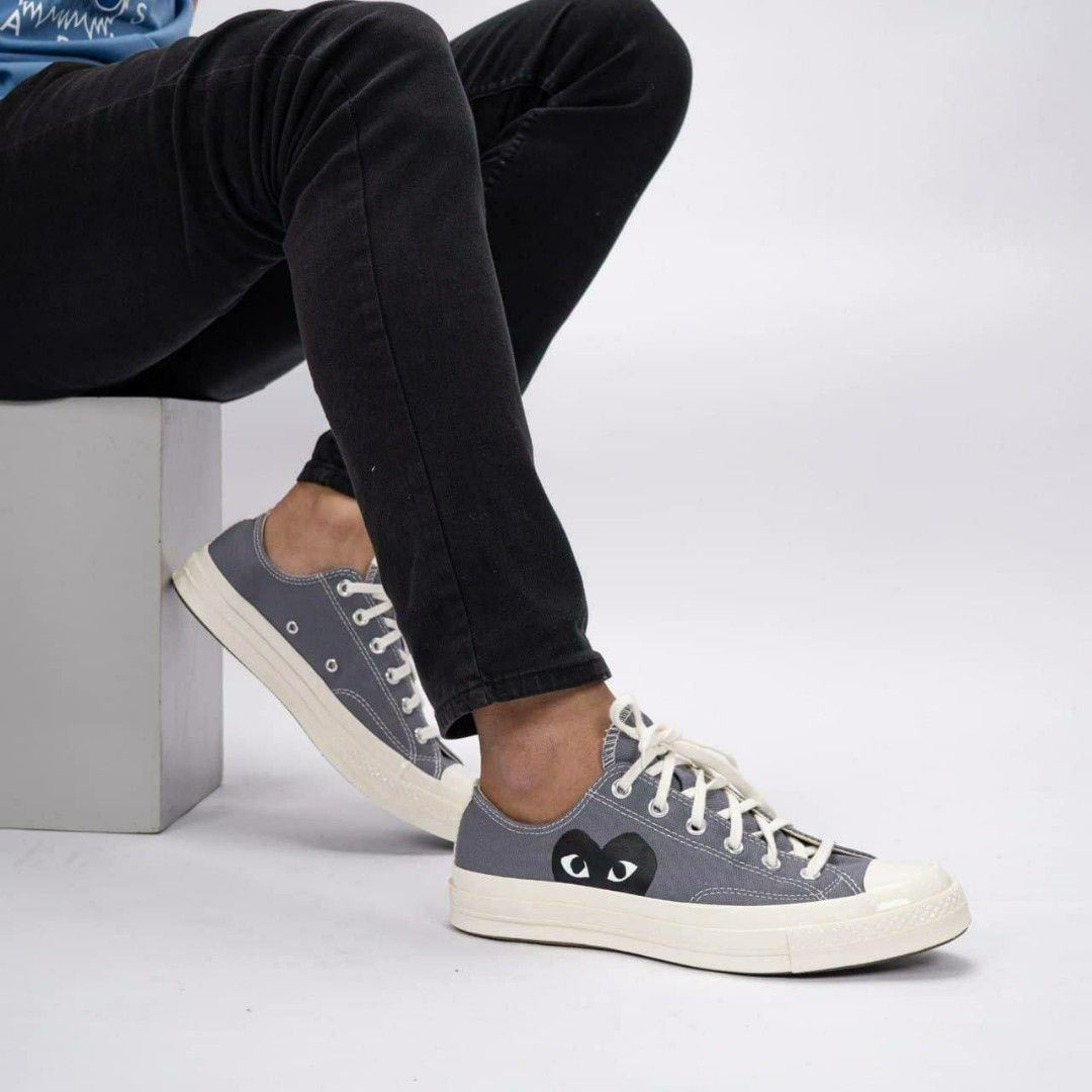 Converse with 2024 heart size 4