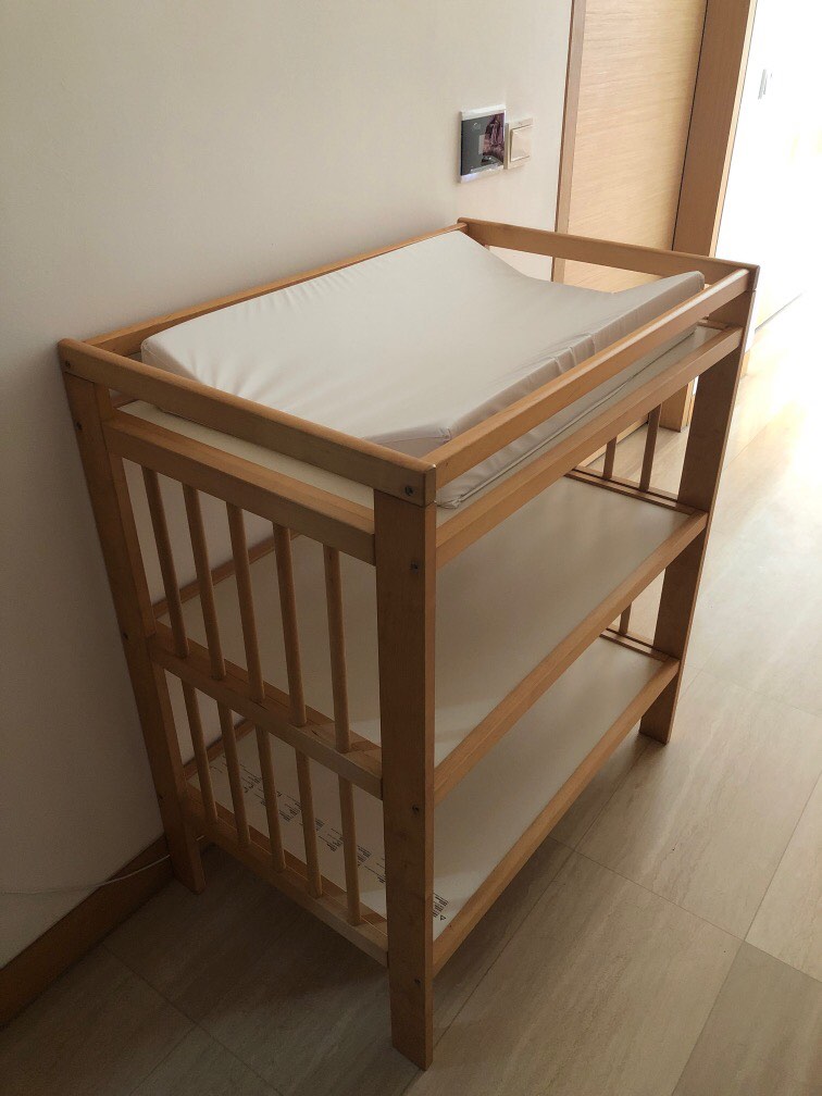 Changing Table and Mat, Babies & Kids, Baby Nursery & Kids Furniture