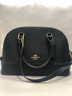 (Category: ) located in . Submitted by FMRPreloved (Listing ID 1195959646, Image 1). Description: .