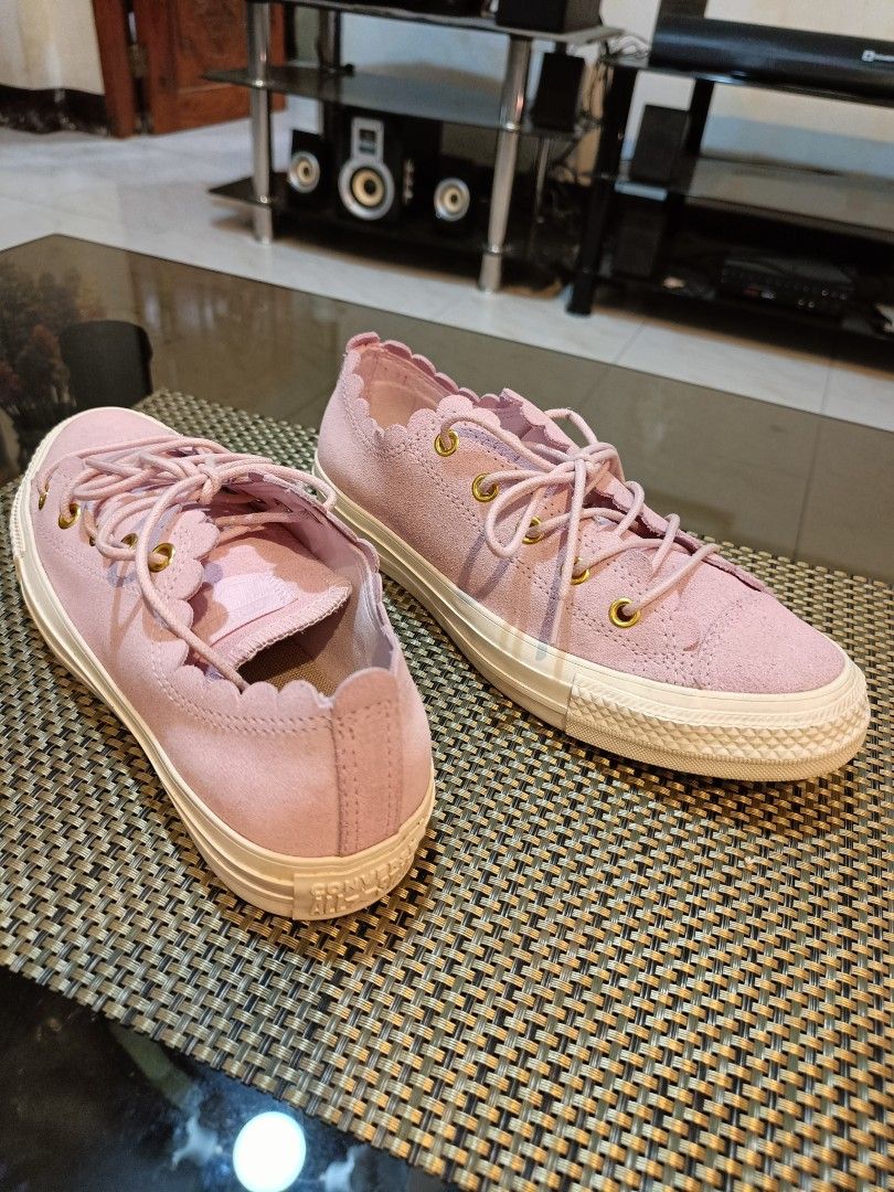 converse frilly thrills pink