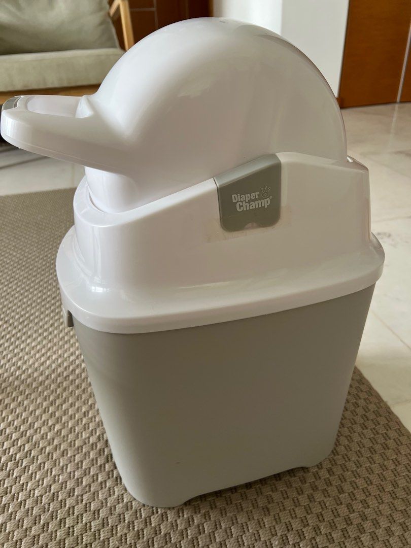 Diaper champ nappy bin, Babies & Kids, Bathing & Changing, Other Baby