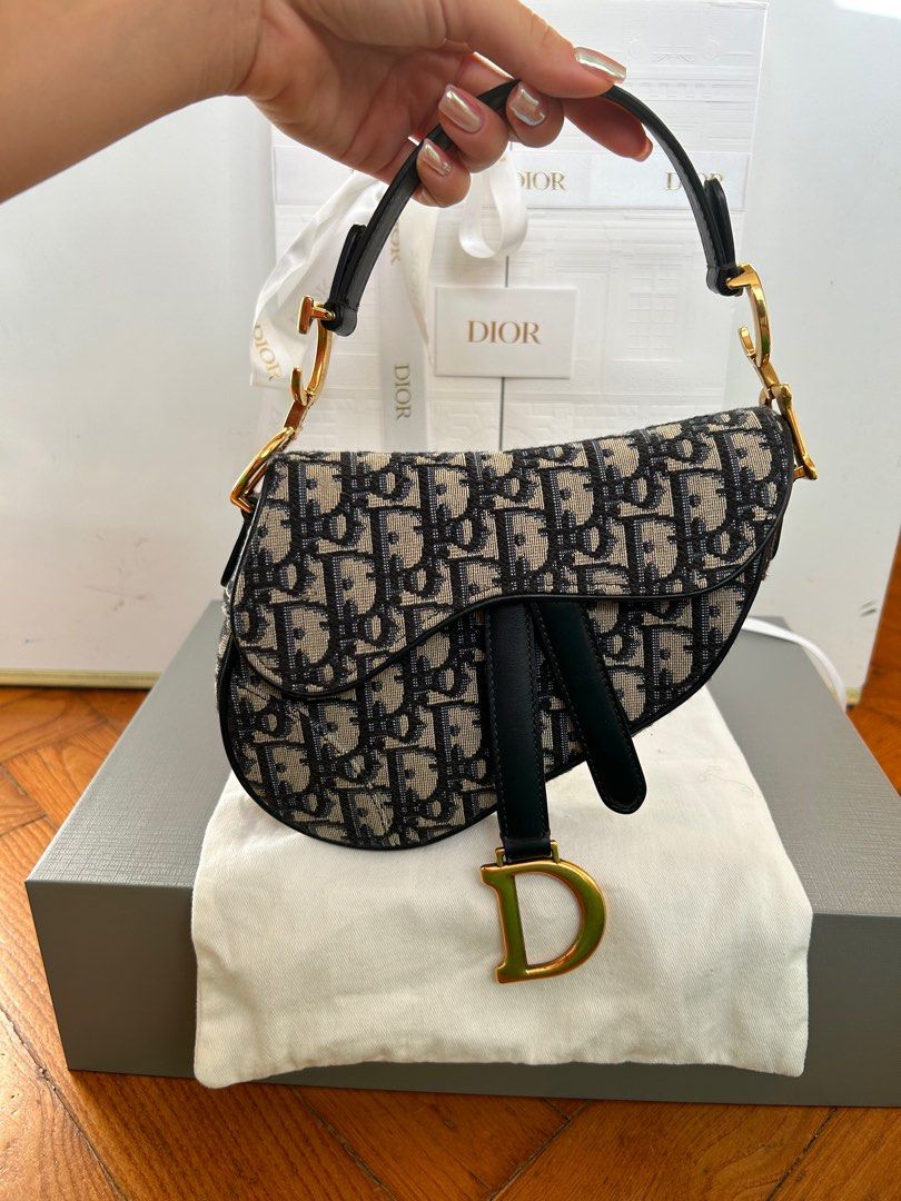 Dior saddle deals oblique mini