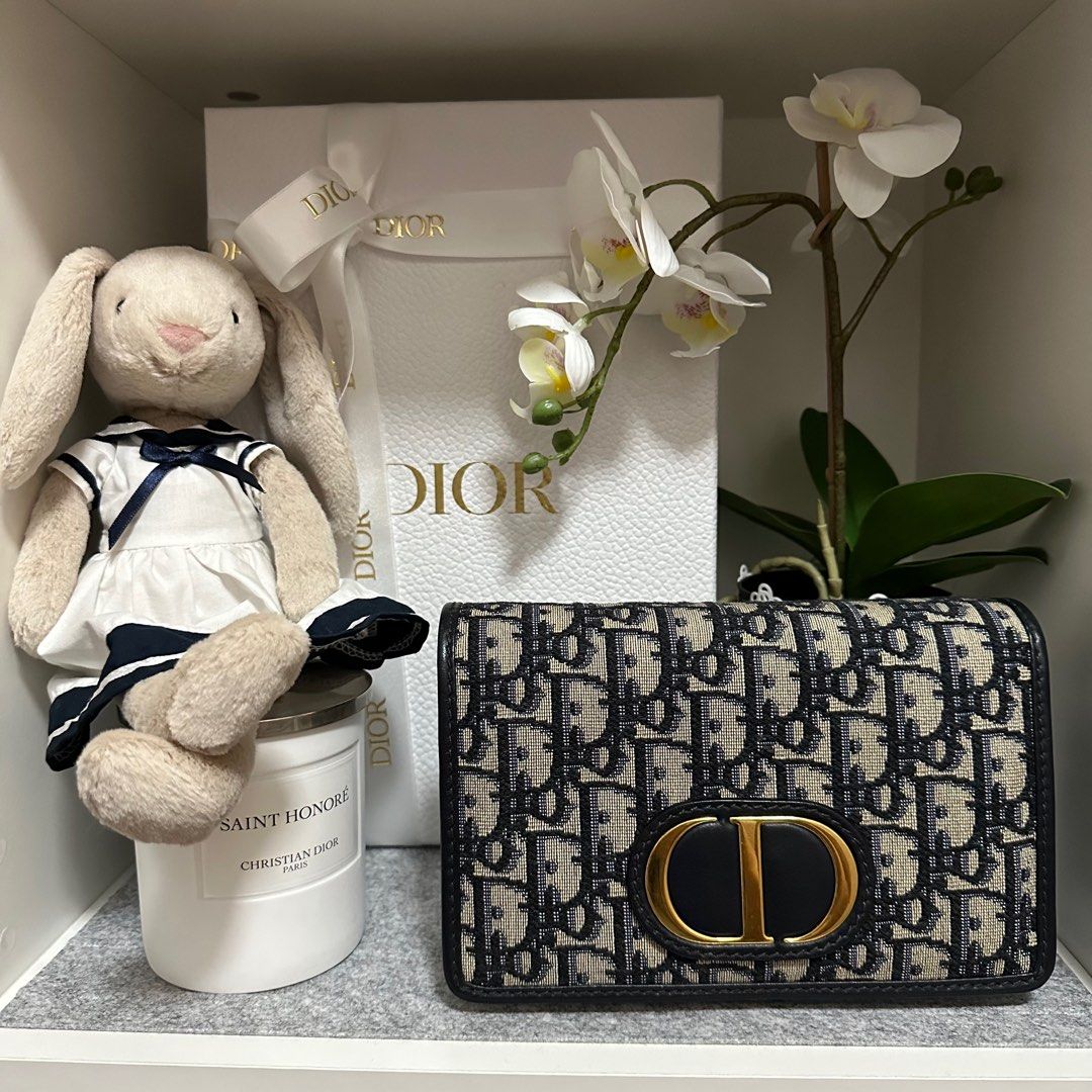 Dior Montaigne Box, Luxury, Bags & Wallets on Carousell