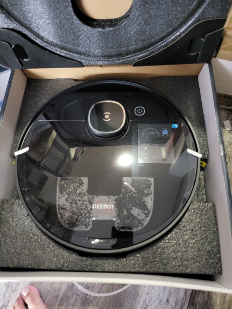 ECOVACS Deebot OZMO Robotic Vacuum Cleaner & Mop with Smart Navigation