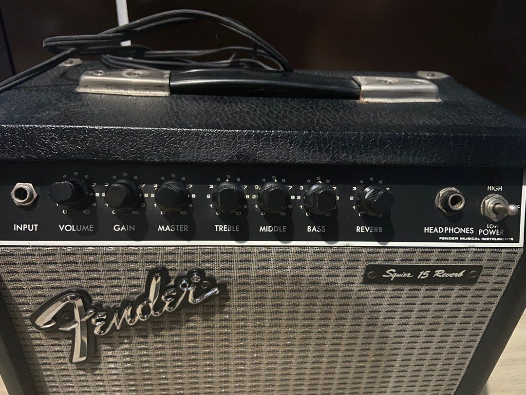 Fender Squier 15 Reverb Amplifier Hobbies Toys Music Media