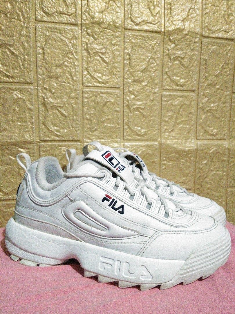 Fila Disruptor 2 7 US Men s Fashion Footwear Sneakers on Carousell
