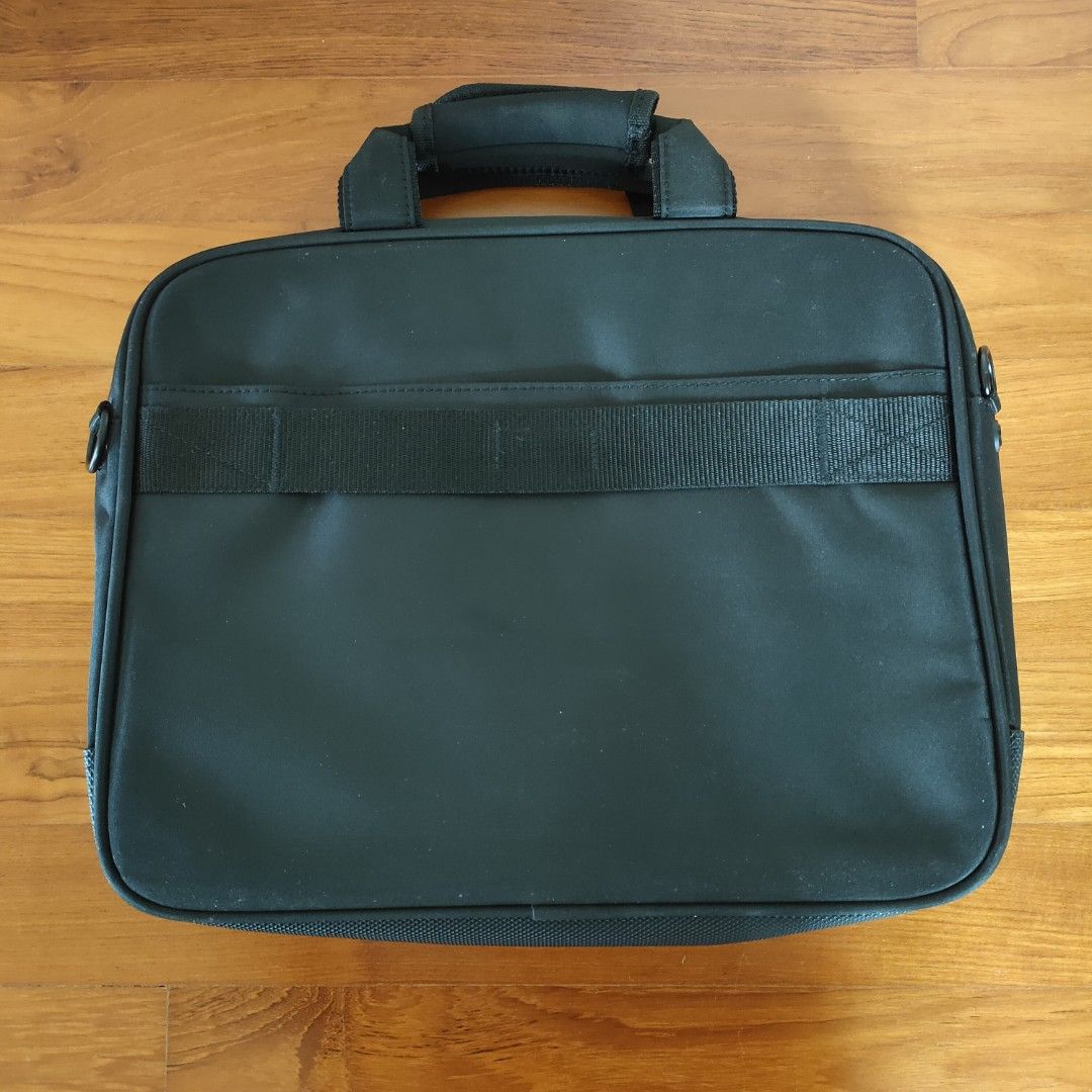 Fujitsu Laptop bag, for 14" laptops, Computers & Tech, Parts